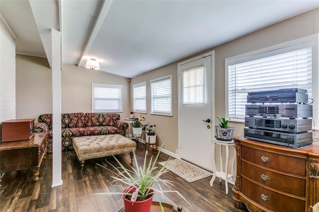 2133 Mountainview Drive, Hurst, Texas 76054