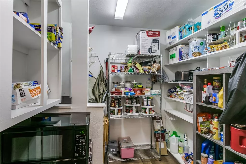 2133 Mountainview Drive, Hurst, Texas 76054