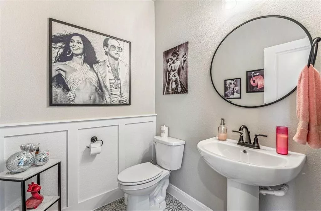 2455 Schooner Way, Bluff Dale, Texas 76433