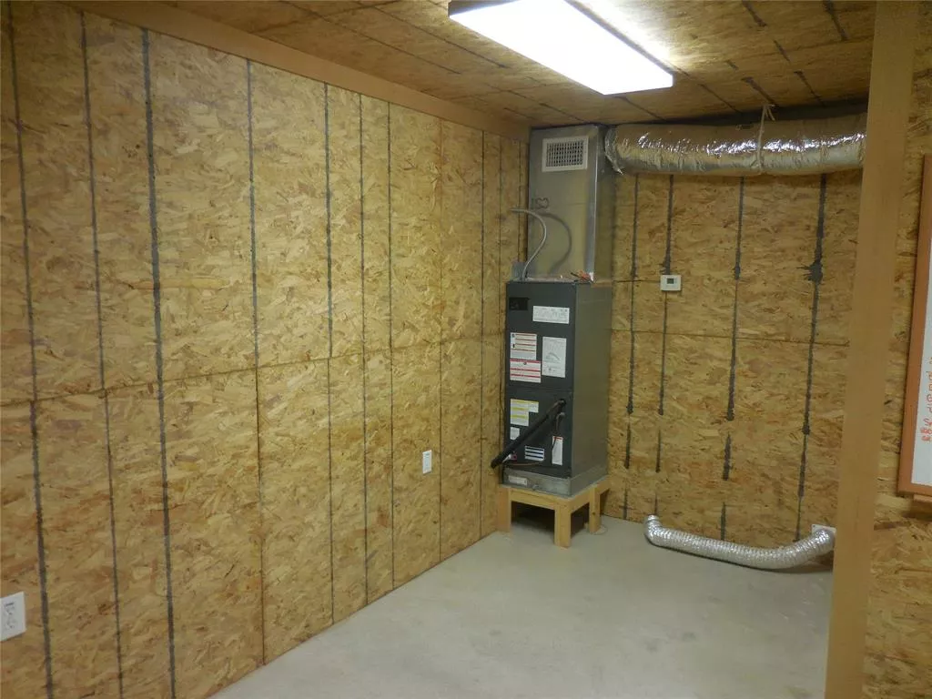 290 Quail Run Lane, Wheeler, Texas 79096