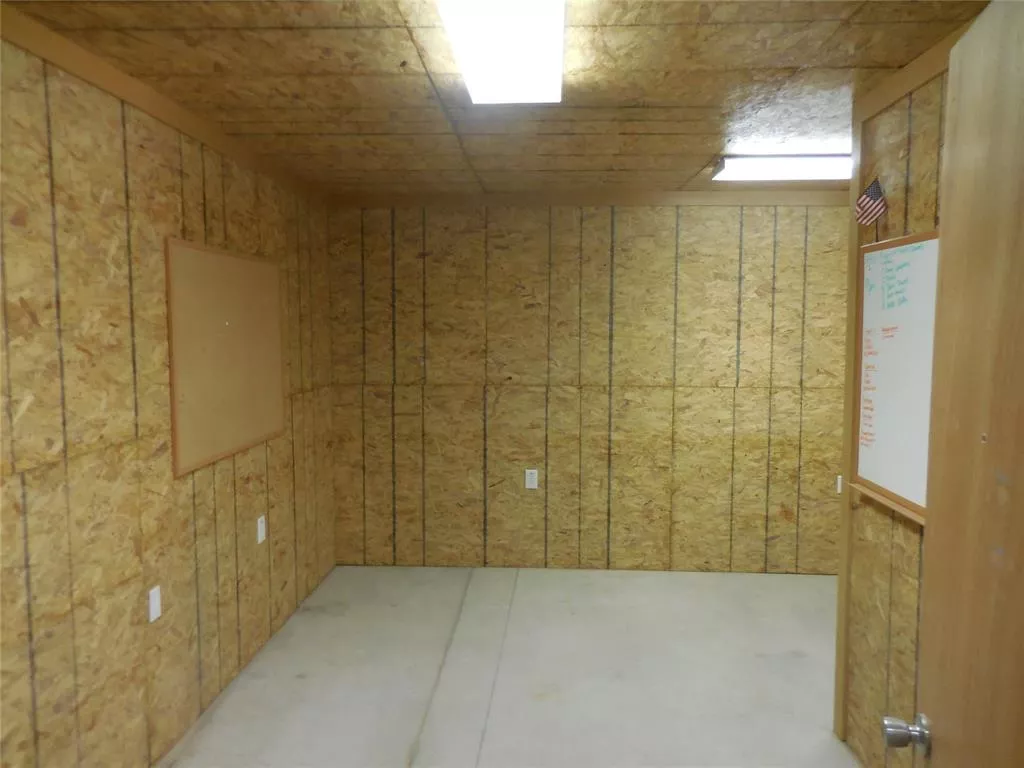 290 Quail Run Lane, Wheeler, Texas 79096