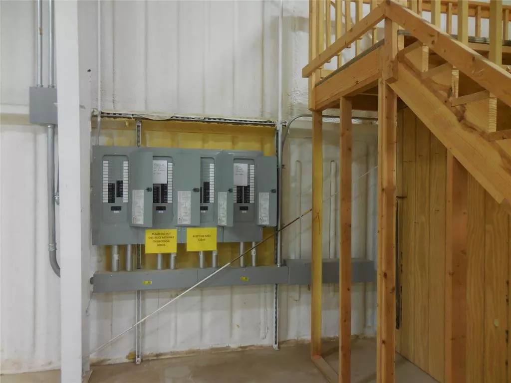 290 Quail Run Lane, Wheeler, Texas 79096