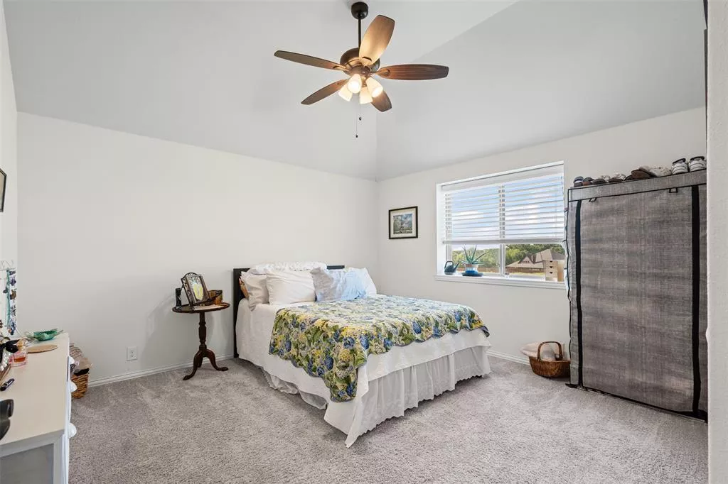 3208 Park Ridge Drive, Mesquite, Texas 75181