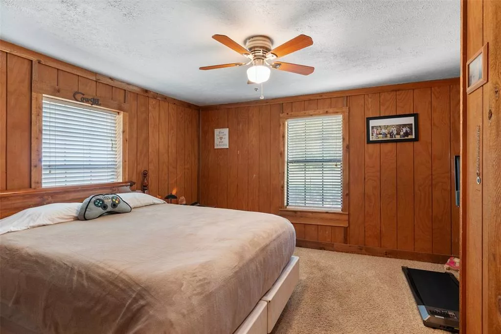 6849 County Road 1232 Godley, Texas 76044