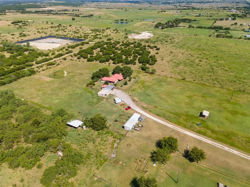 6849 County Road 1232 Godley, Texas 76044