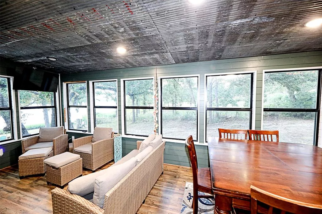 700 Frontier Street, Bowie, Texas 76230