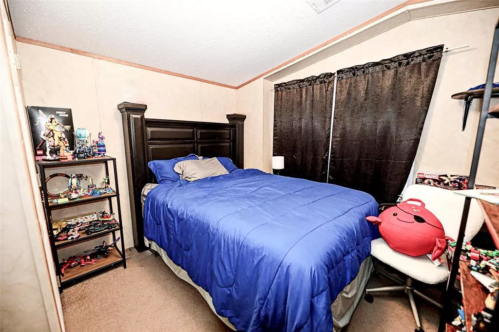 700 Frontier Street, Bowie, Texas 76230