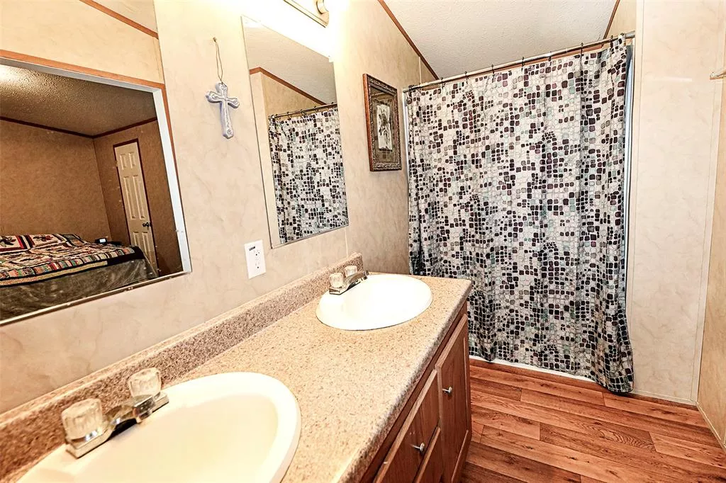 700 Frontier Street, Bowie, Texas 76230