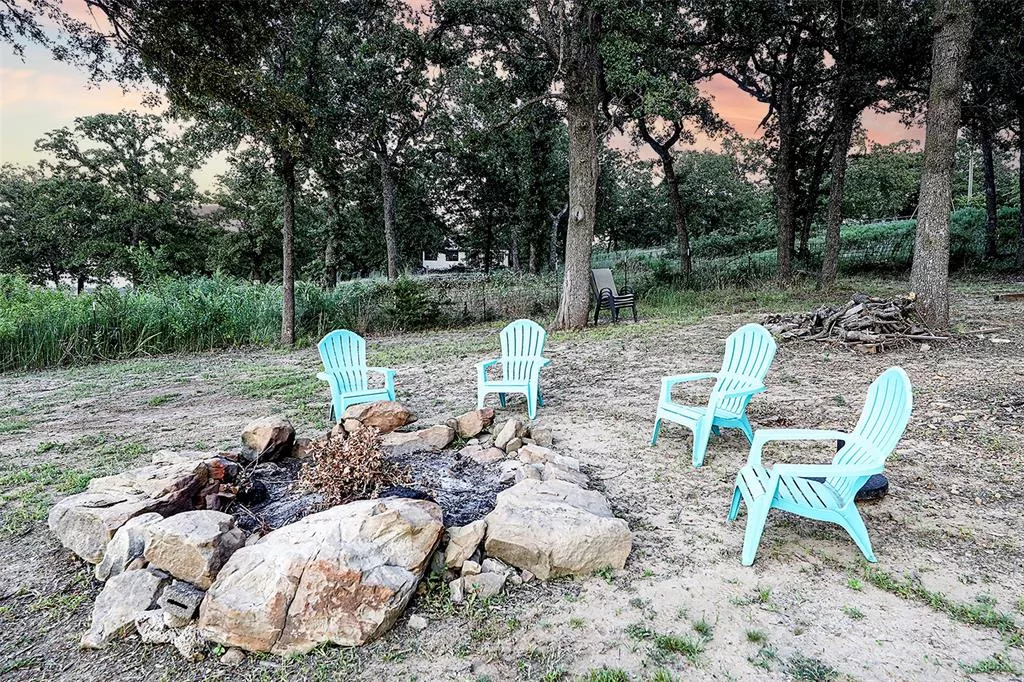 700 Frontier Street, Bowie, Texas 76230