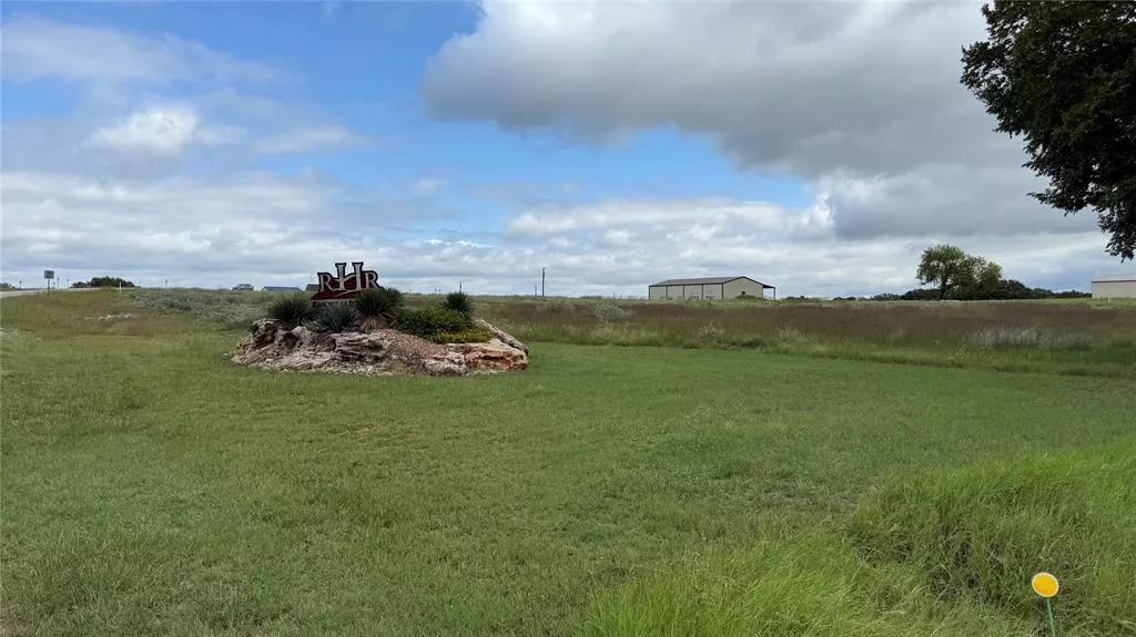 110 Rolling Ranch Boulevard, Alvord, Texas 76225