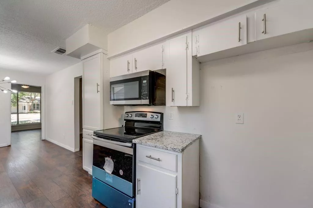 10434 Springhaven Drive, Dallas, Texas 75217