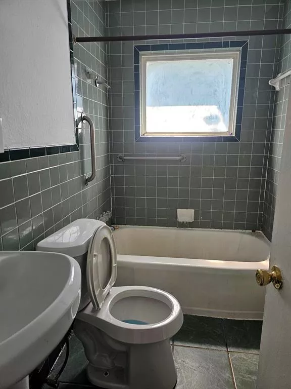 10518 Andover Drive, Dallas, Texas 75228