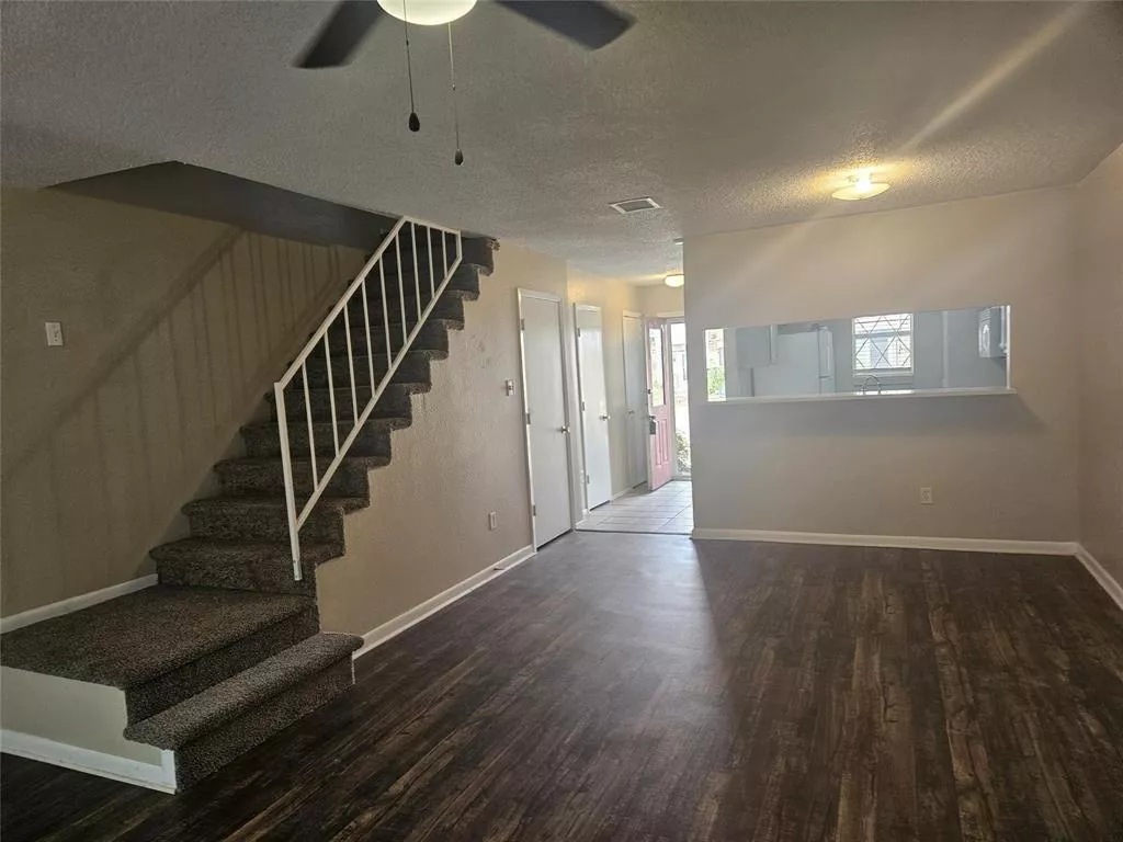 66 Abbey Road, Euless, Texas 76039