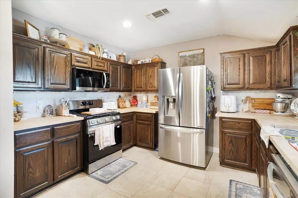 90 Williams Trail, Howe, Texas 75459