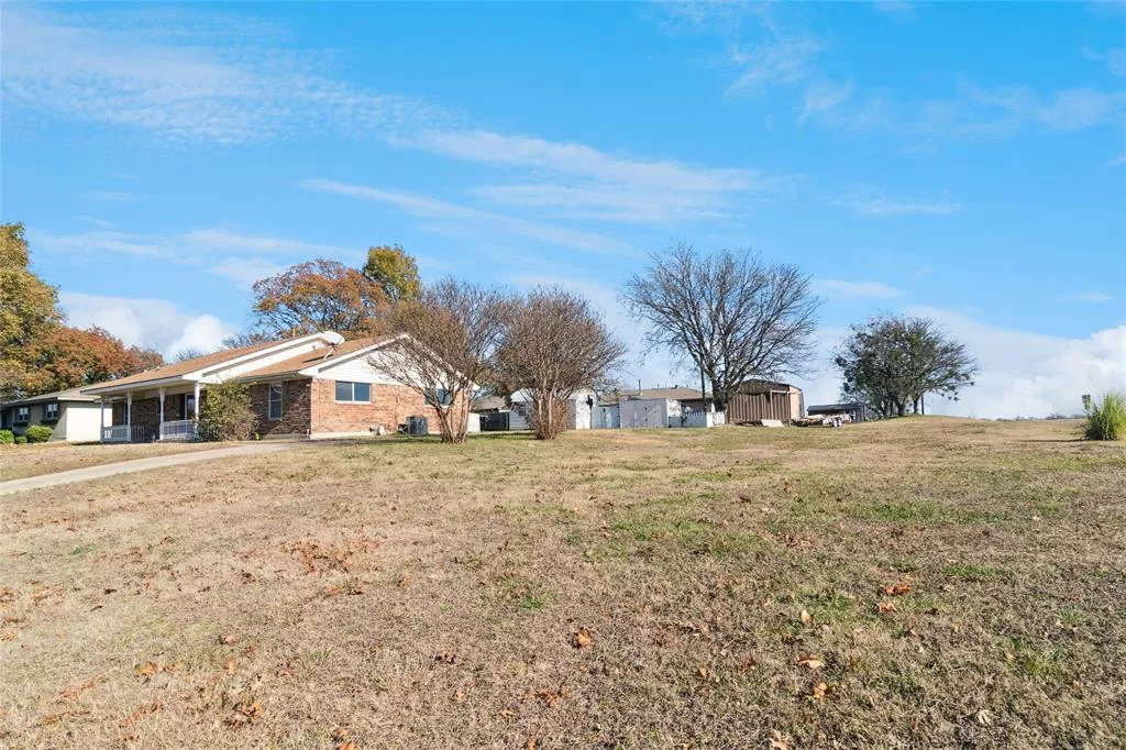 941 Maple Street, Howe, Texas 75459