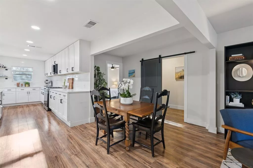 1237 Fuller Drive, Dallas, Texas 75218