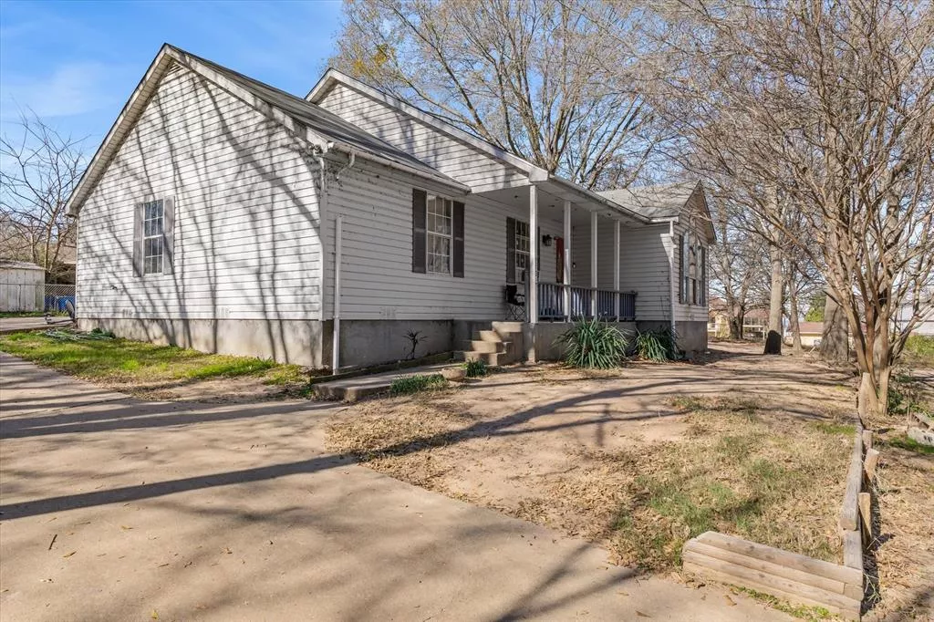 213 Westview Drive, Gun Barrel City, Texas 75156