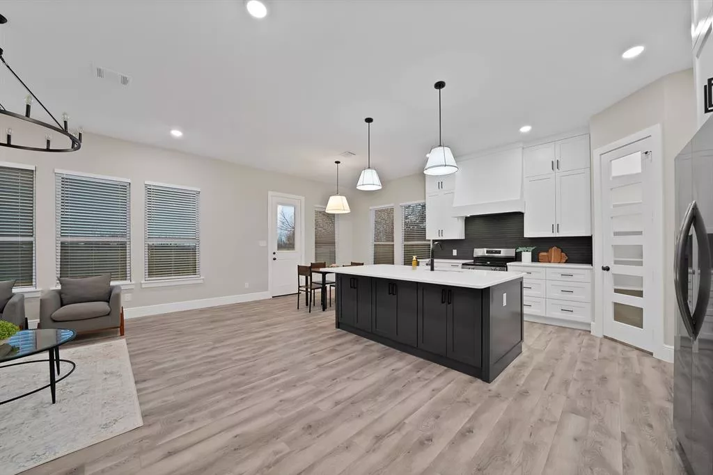 2922 Pearl Avenue, Fort Worth, Texas 76106