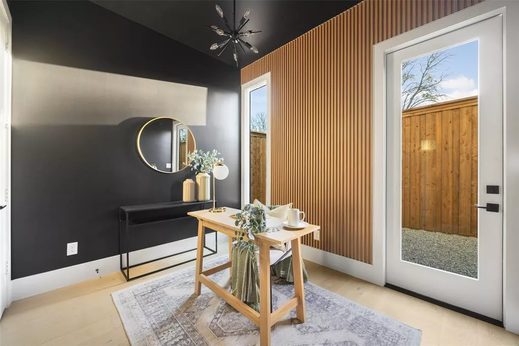 10316 Bel Aire Drive, Dallas, Texas 75218