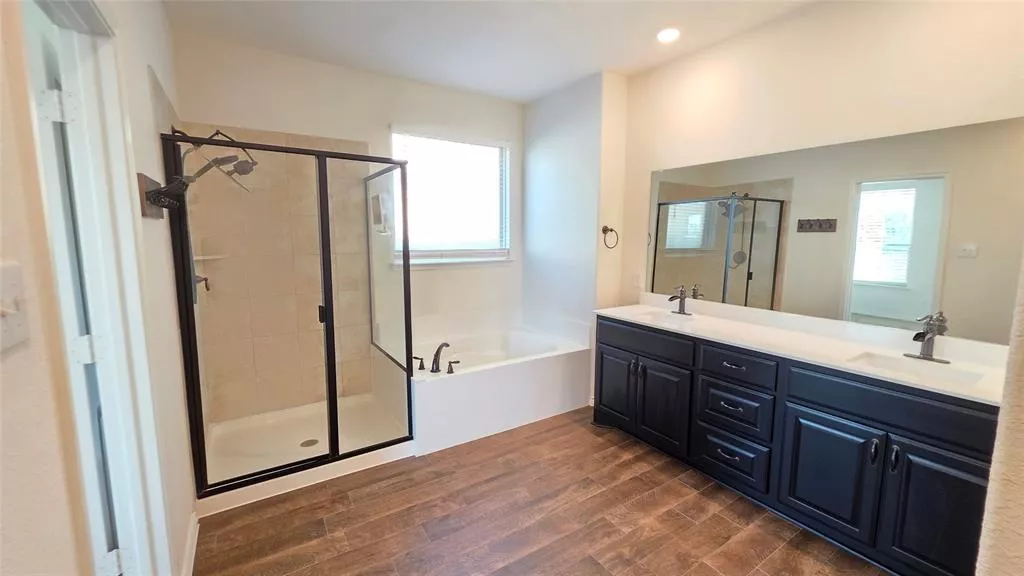 1043 Sublime Drive, Heath, Texas 75126