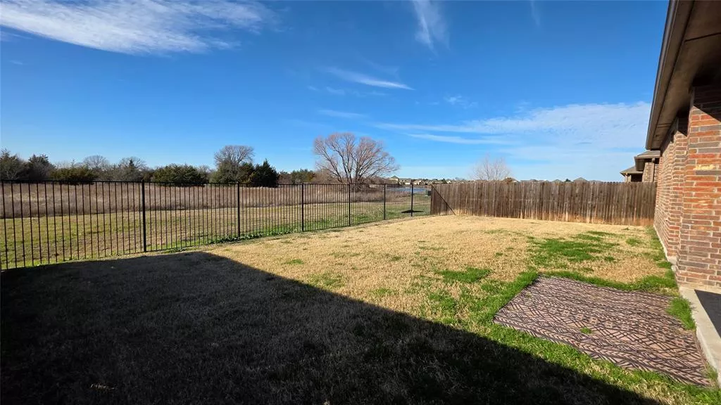 1043 Sublime Drive, Heath, Texas 75126
