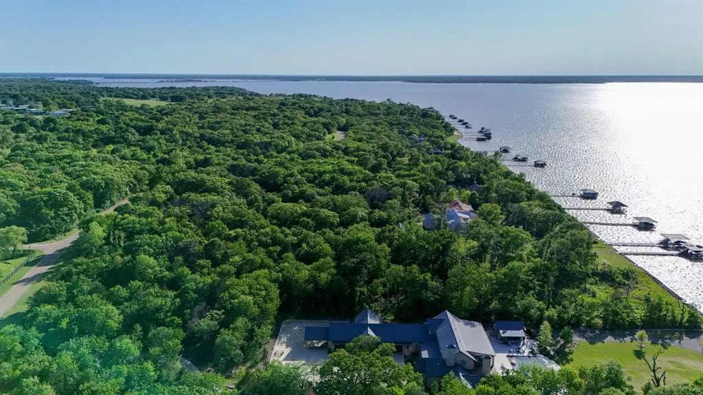 307 Sun Valley, Mabank, Texas 75147