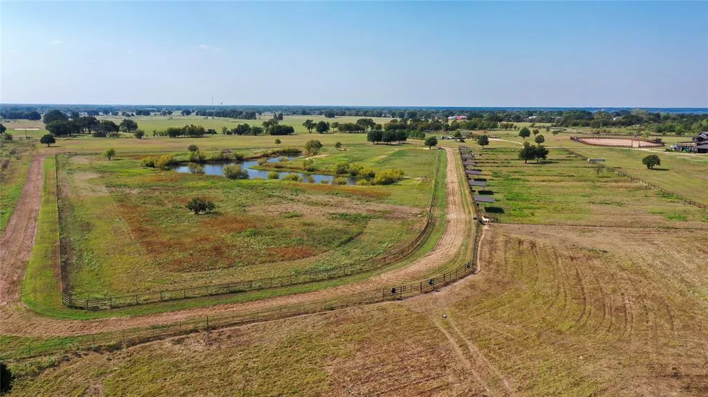 307 Sun Valley, Mabank, Texas 75147