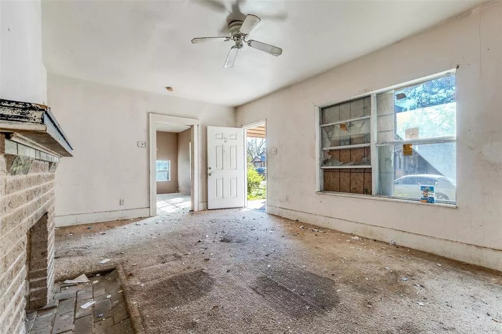 3914 Spence Street, Dallas, Texas 75215