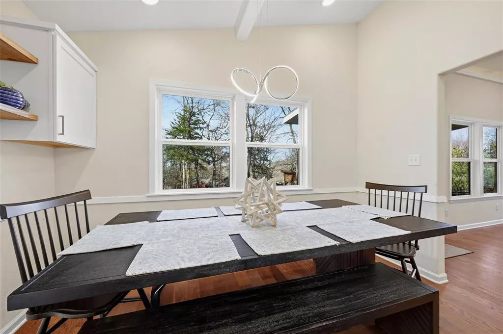 404 Hacienda Drive, Pottsboro, Texas 75076