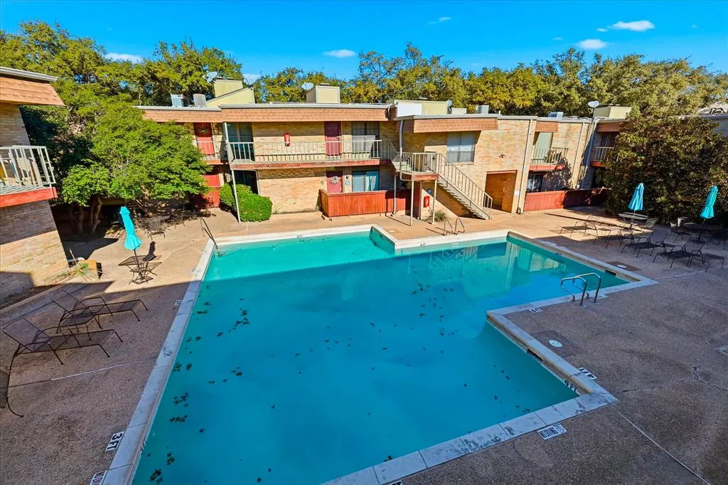 5930 Birchbrook Drive, Unit 217, Dallas, Texas 75206