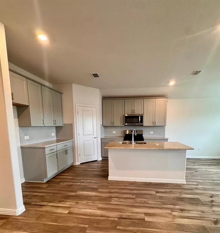 6029 Pathfinder Trail, Fort Worth, Texas 76179