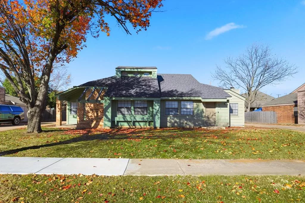 807 Windcrest Drive, Keller, Texas 76248