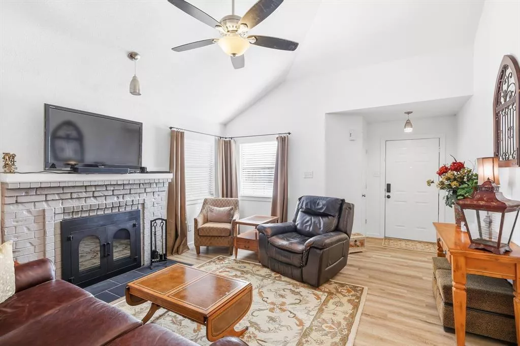 807 Windcrest Drive, Keller, Texas 76248