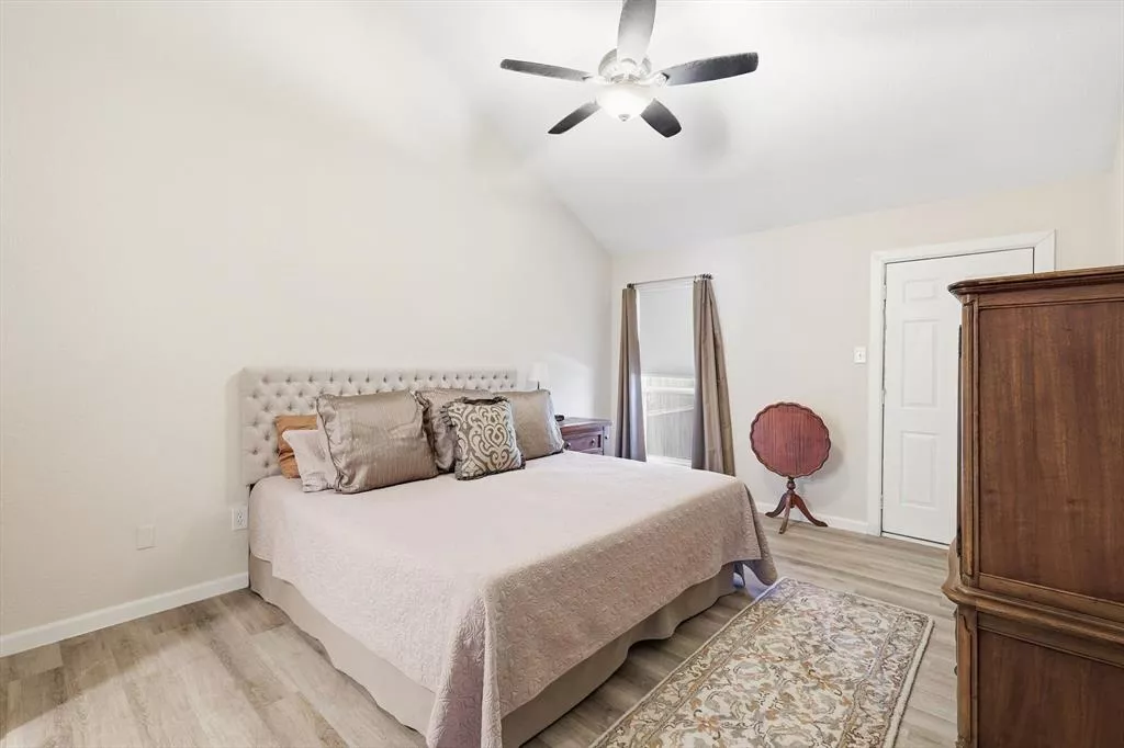 807 Windcrest Drive, Keller, Texas 76248