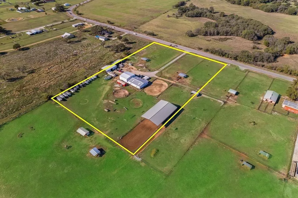 11698 Fm 428 Aubrey, Texas 76227