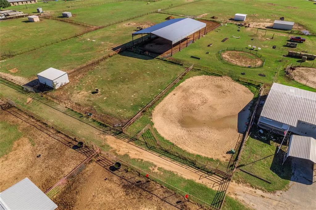 11698 Fm 428 Aubrey, Texas 76227