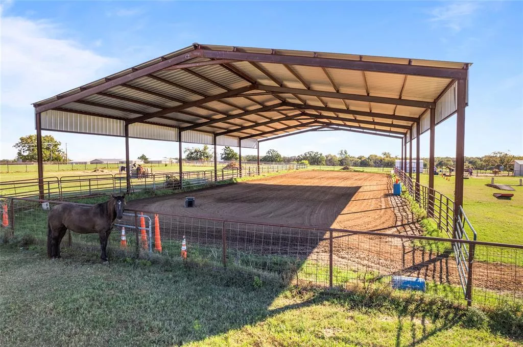 11698 Fm 428 Aubrey, Texas 76227