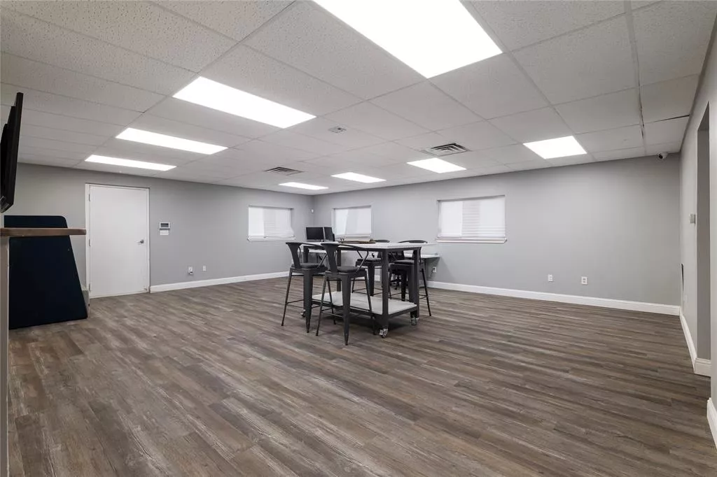 11698 Fm 428 Aubrey, Texas 76227