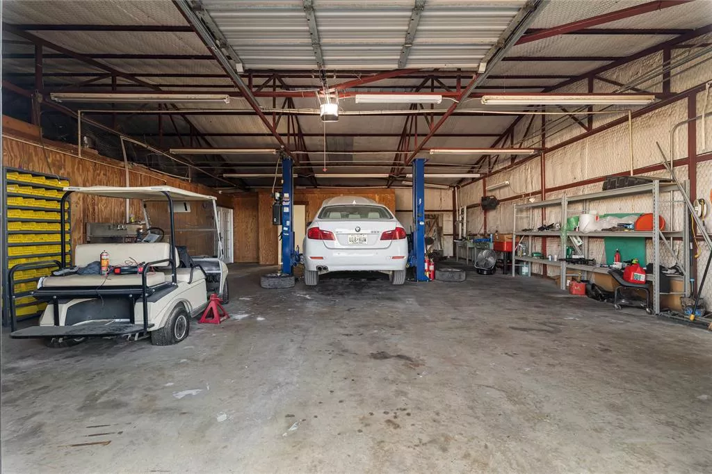 11698 Fm 428 Aubrey, Texas 76227