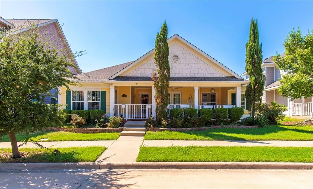 1500 Chestnut Drive, Savannah, Texas 76227