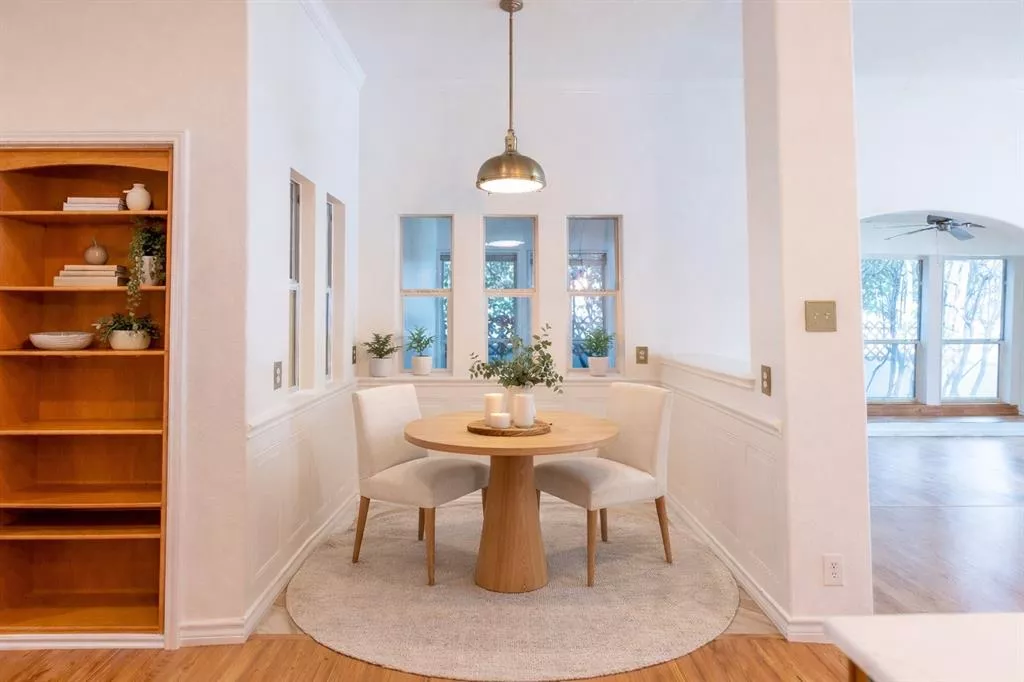 1500 Chestnut Drive, Savannah, Texas 76227