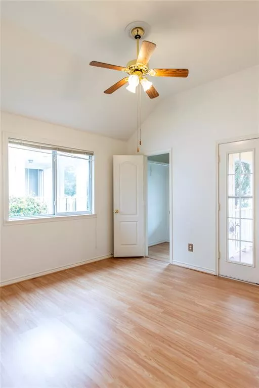 1500 Chestnut Drive, Savannah, Texas 76227