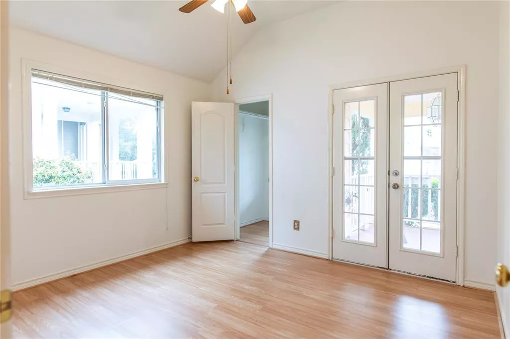 1500 Chestnut Drive, Savannah, Texas 76227