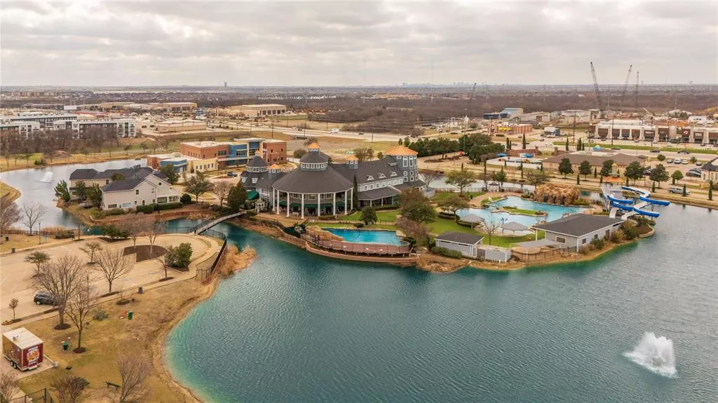 1500 Chestnut Drive, Savannah, Texas 76227