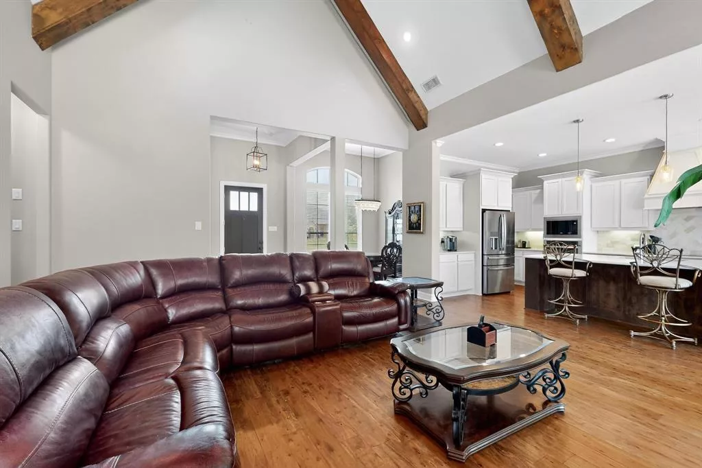 19121 Shortmeadow Forney, Texas 75126