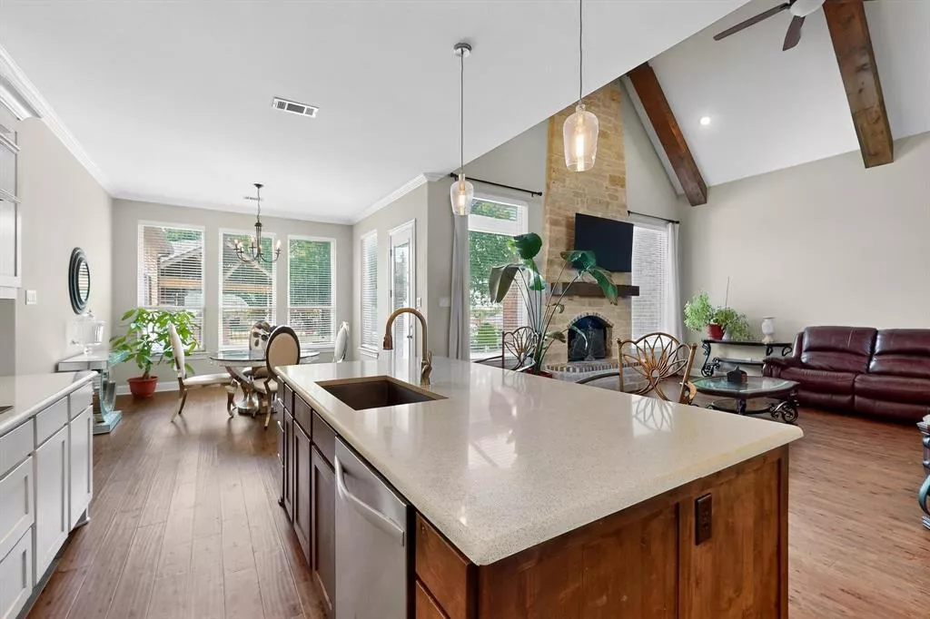 19121 Shortmeadow Forney, Texas 75126