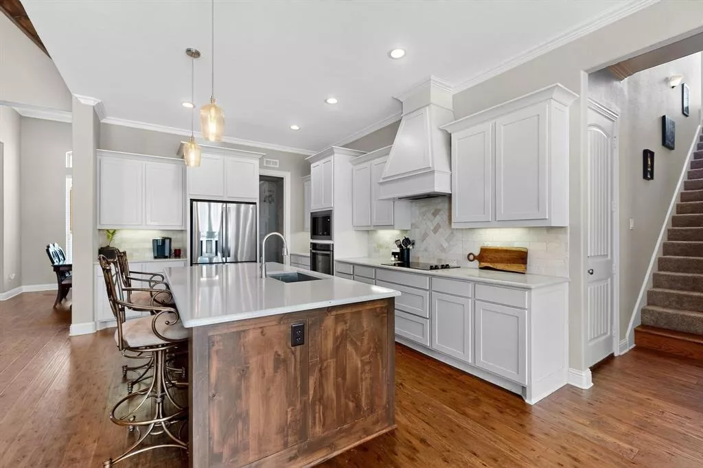 19121 Shortmeadow Forney, Texas 75126