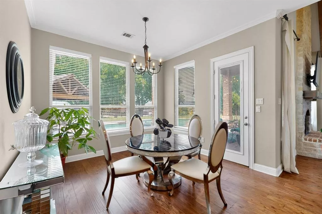 19121 Shortmeadow Forney, Texas 75126