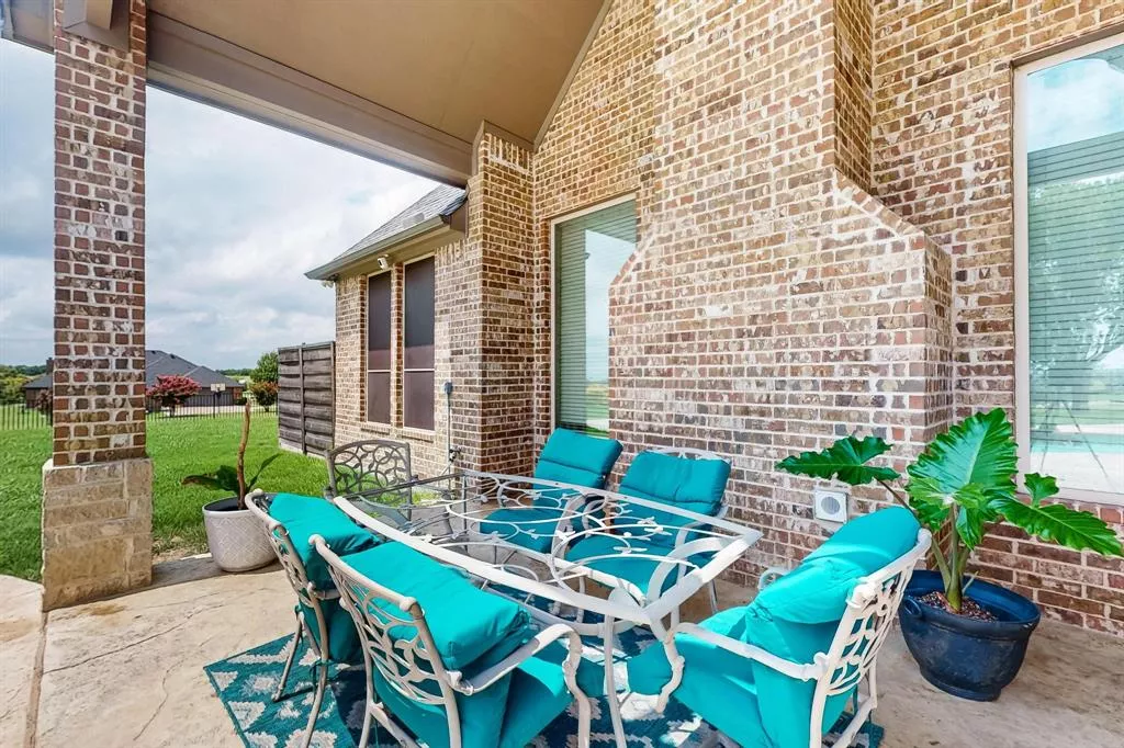 19121 Shortmeadow Forney, Texas 75126