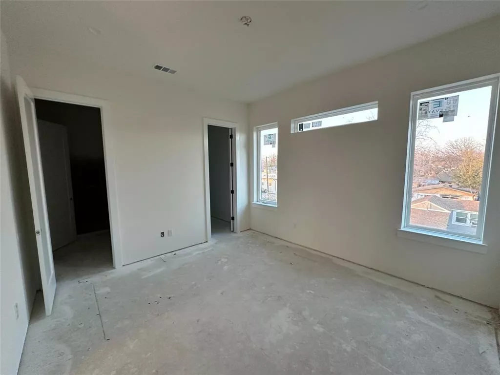 2247 Mail Avenue, Dallas, Texas 75235